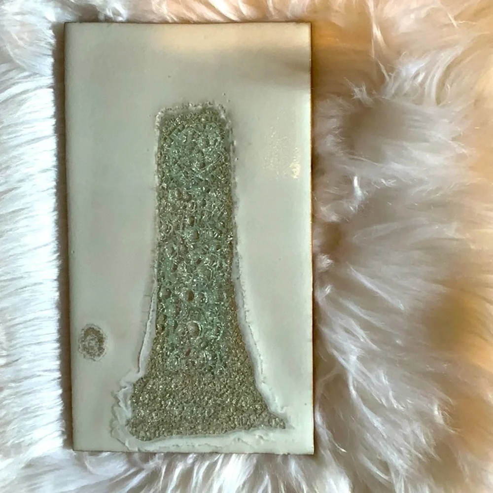 NWT Anthropologie Molten Rock Cheese Board. Color: IVORY. - Picture 4 of 6